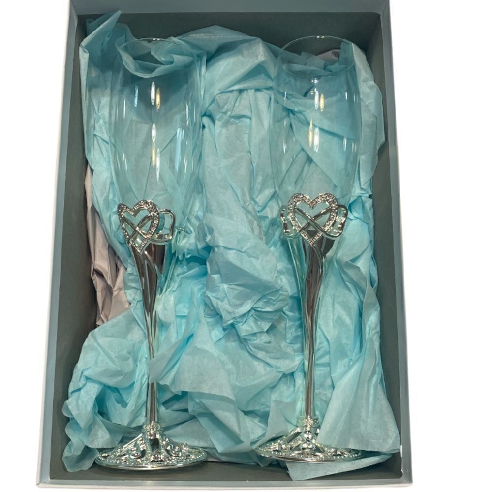 TR Infinity Heart Champagne Flute Set - Picture 2 of 7